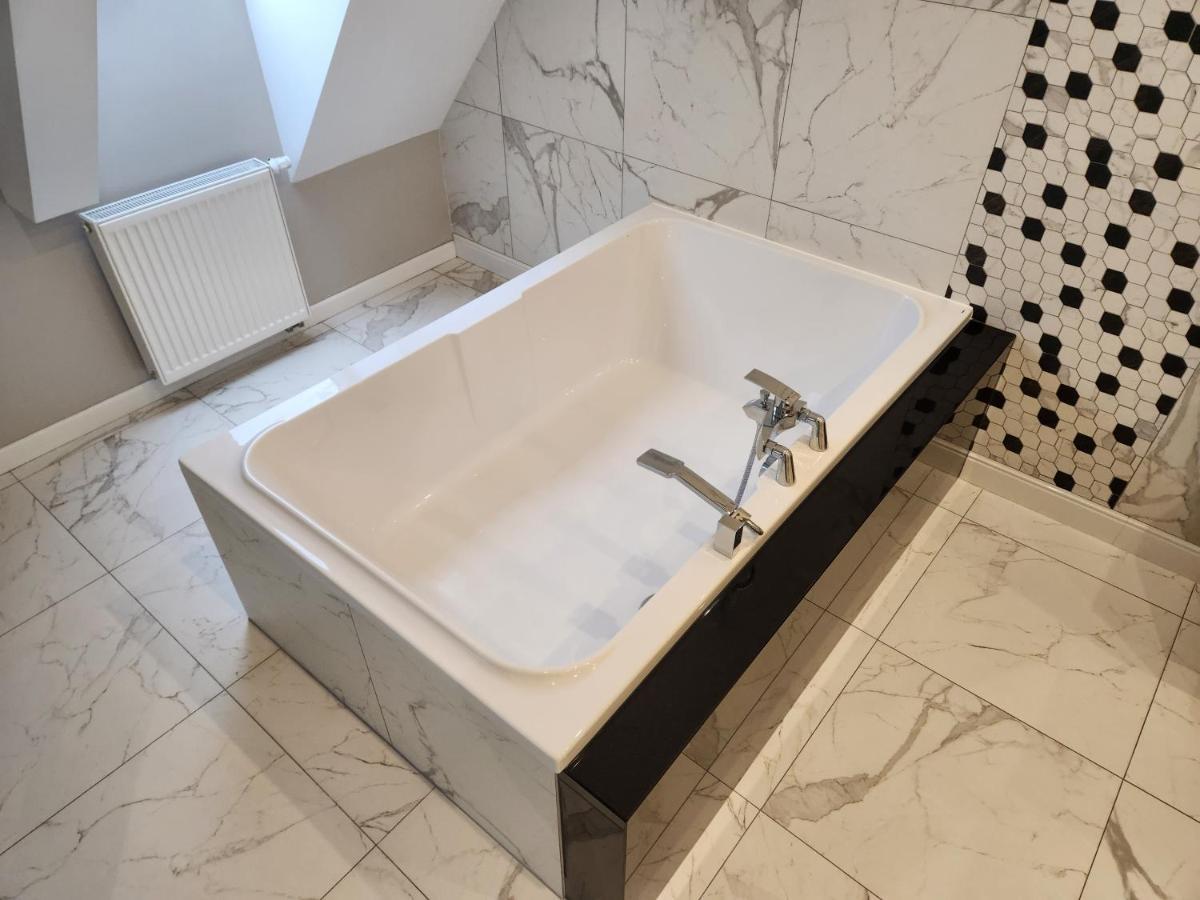 Apartamenty Prestiz 92 Кошалин Екстериор снимка